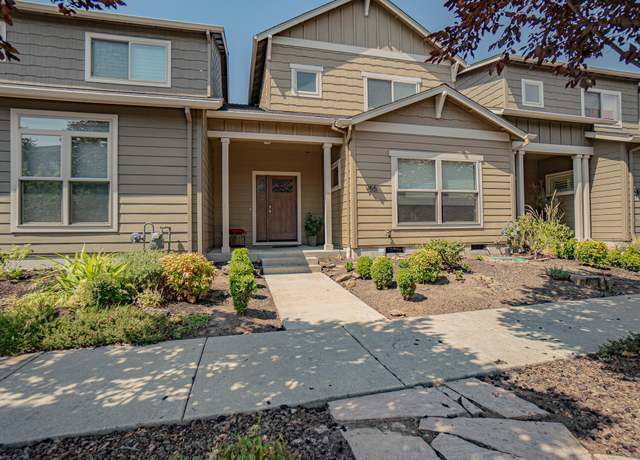Property at 955 Camelot Dr, Ashland, OR 97520, 3 beds, 2.5 baths