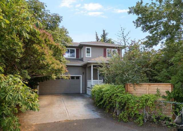 Property at 2663 Takelma Way, Ashland, OR 97520, 3 beds, 2.5 baths