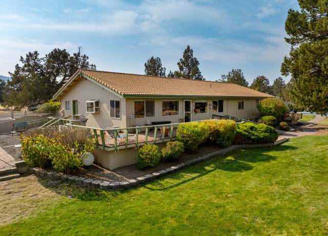 Property at 501 NW 103rd St, Redmond, OR 97756, 3 beds, 2.5 baths