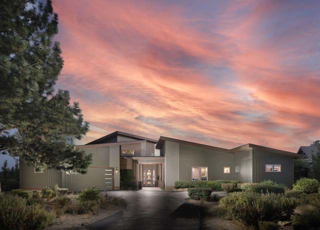 Property at 61649 Hosmer Lake Drive Dr, Bend, OR 97702, 3 beds, 4 baths