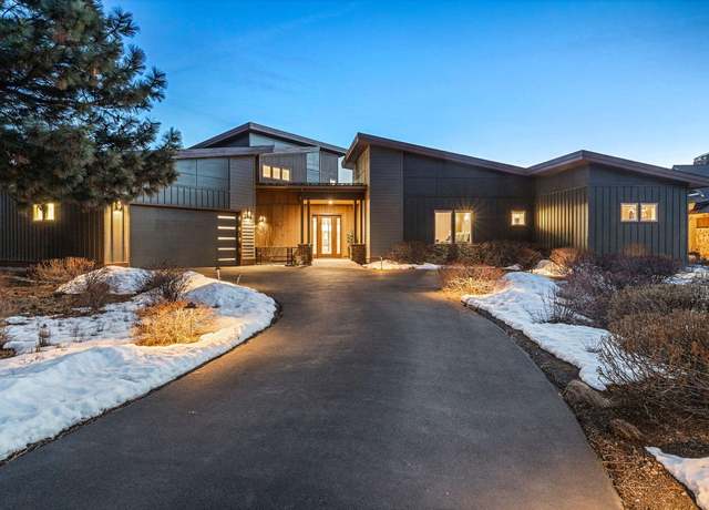 Property at 61649 Hosmer Lake Drive Dr, Bend, OR 97702, 3 beds, 4 baths