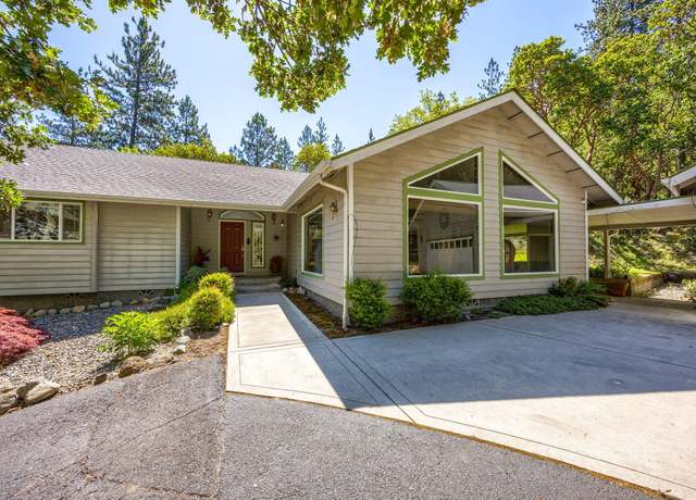Property at 6293 Donaldson Rd, Grants Pass, OR 97526, 3 beds, 2 baths