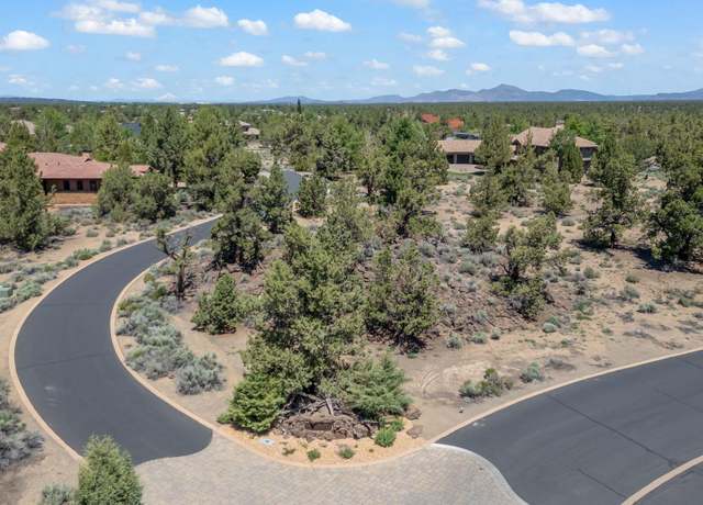 Property at 65698 Cairn Ct #32, Bend, OR 97701