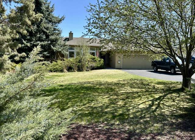 Property at 63610 Brahma Ct, Bend, OR 97701, 3 beds, 2 baths