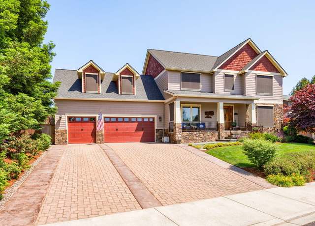 Property at 637 Oak Wood, Eagle Point, OR 97524, 4 beds, 2.5 baths