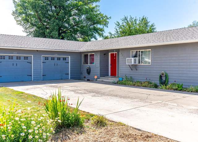 Property at 200 NE 7th St, Prineville, OR 97754, 4 beds, 2 baths