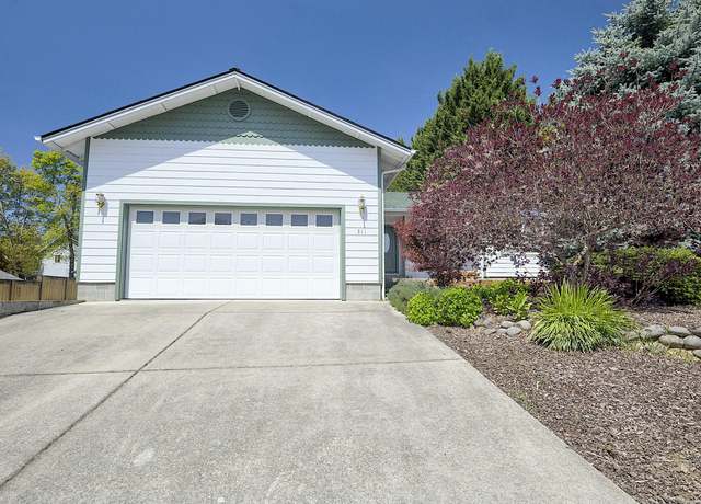 Property at 311 4th St, Rogue River, OR 97537, 3 beds, 2 baths