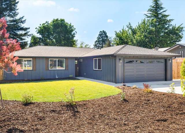Property at 2217 Meals Dr, Medford, OR 97501, 3 beds, 2 baths