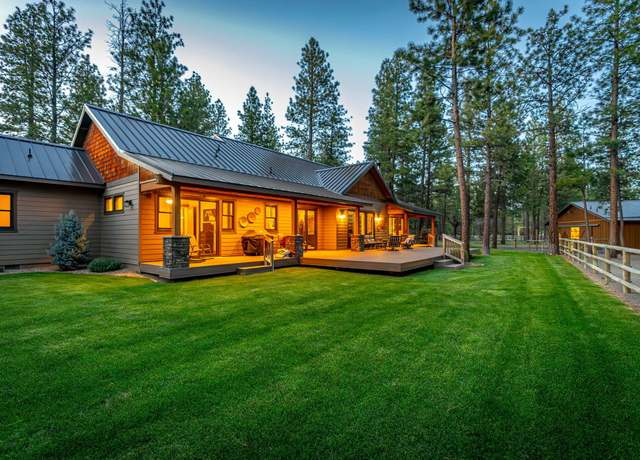 Property at 69255 Crooked Horseshoe Rd, Sisters, OR 97759, 3 beds, 3 baths