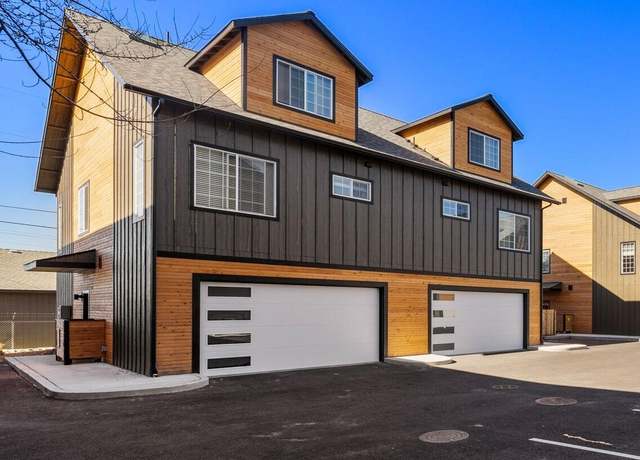 Property at 1461 NW 4th St, Redmond, OR 97756, 6 beds, 7 baths