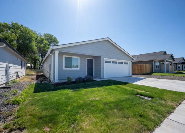 Property at 771 NE 16th St, Madras, OR 97741, 4 beds, 2 baths