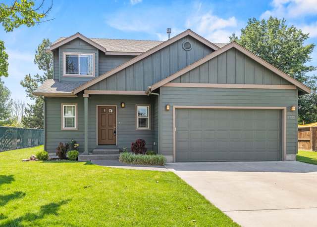 Property at 3722 Birddog Dr, Klamath Falls, OR 97603, 3 beds, 2.5 baths