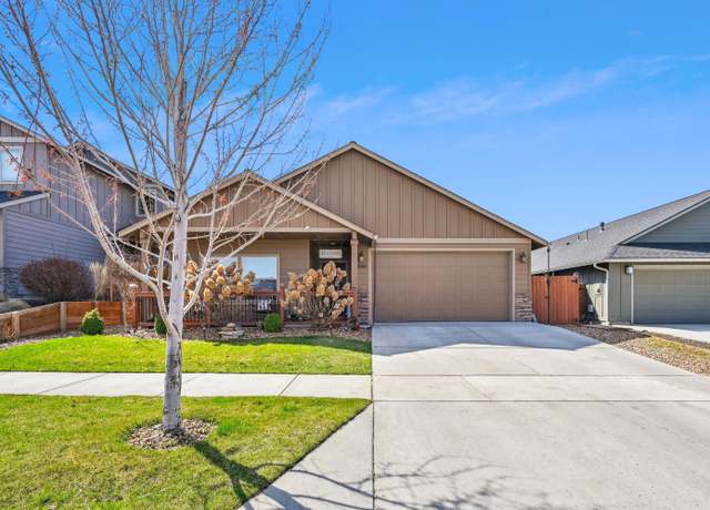 Property at 3030 NW Dogwood Ave, Redmond, OR 97756, 4 beds, 2.5 baths