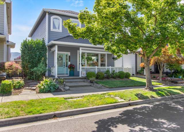 Property at 1159 Rustler Peak St, Central Point, OR 97502, 3 beds, 2.5 baths