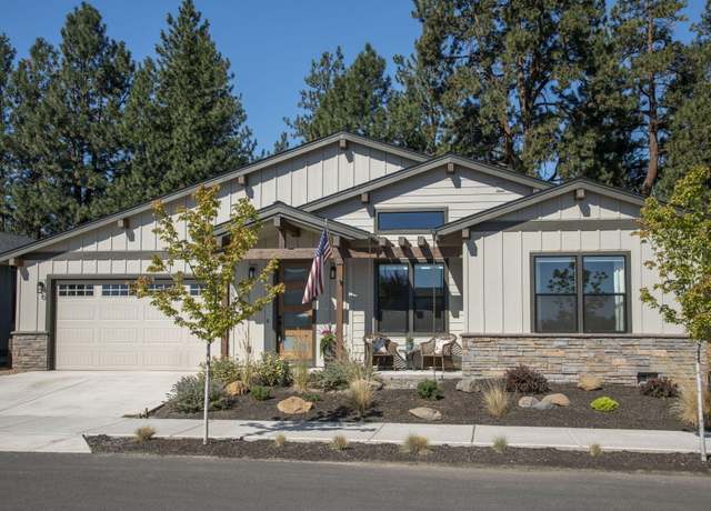 Property at 1151 N Jantzen Ct, Sisters, OR 97759, 3 beds, 2 baths
