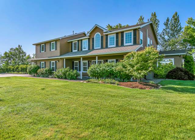 Property at 2969 Linden Ln, Central Point, OR 97502, 6 beds, 3.5 baths