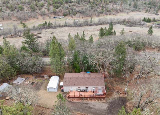 Property at 7940 E Antelope Rd, Eagle Point, OR 97524, 3 beds, 2 baths