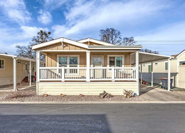 Property at 3555 S Pacific Hwy #4, Medford, OR 97501, 4 beds, 2 baths