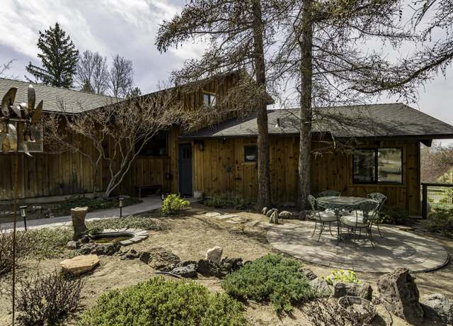 Property at 65004 Hopper Rd, Bend, OR 97703, 3 beds, 2.5 baths