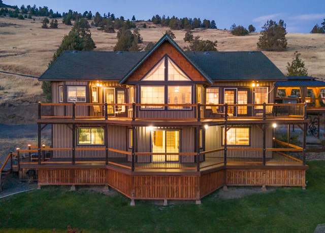 Property at 3300 Plum Hill Rd, Klamath Falls, OR 97601, 4 beds, 4 baths