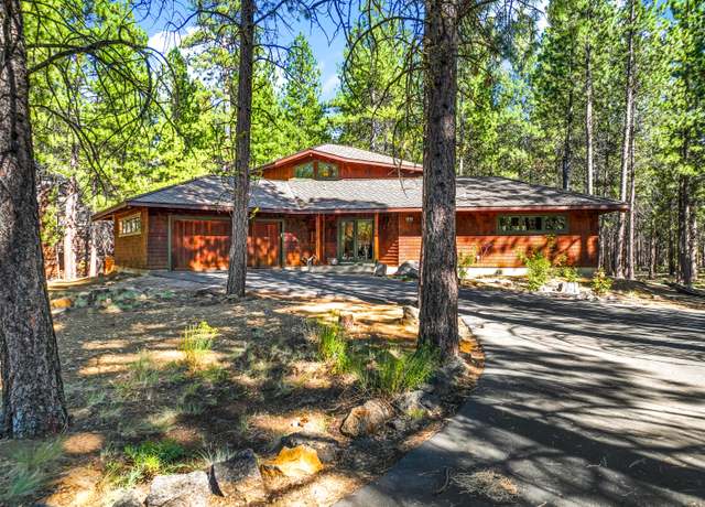 Property at 70632 Pasque Flower Unit SM 69, Sisters, OR 97759, 3 beds, 2.5 baths