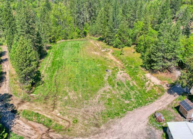Property at 501 Pinecrest Dr, Grants Pass, OR 97526, 3 beds, 2 baths