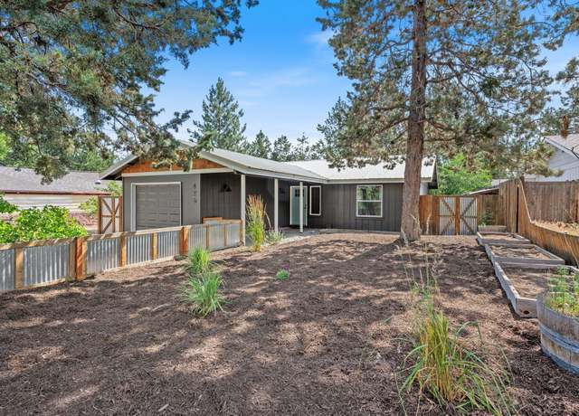 Property at 426 SE Douglas St, Bend, OR 97702, 2 beds, 1 bath