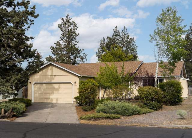 Property at 1630 NE Tucson Way, Bend, OR 97701, 3 beds, 2 baths