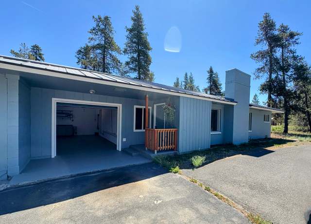 Property at 52244 Huntington Rd, La Pine, OR 97739, 3 beds, 2 baths
