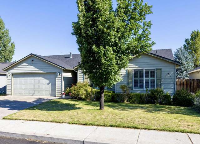 Property at 835 NE Nickernut Ave, Redmond, OR 97756, 3 beds, 2 baths