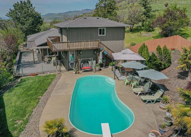 Property at 4675 Highway 66, Ashland, OR 97520, 3 beds, 2 baths