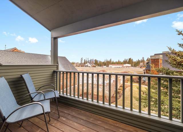 Property at 568 W Jefferson Ave, Sisters, OR 97759, 2 beds, 2 baths