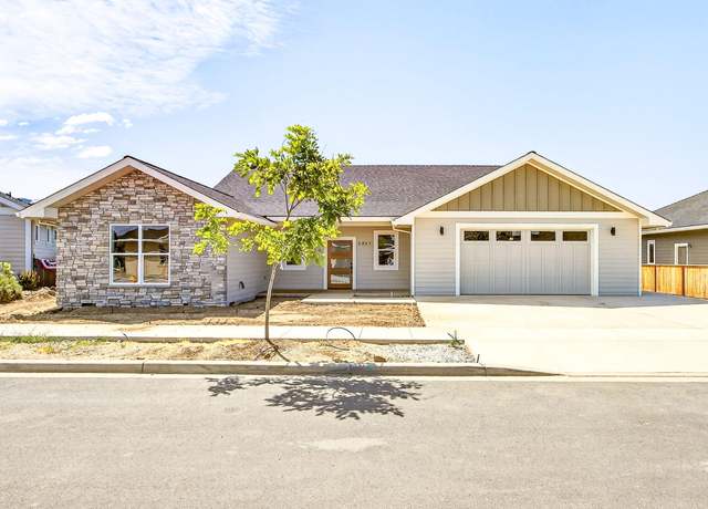 Property at 1317 River Run St, Central Point, OR 97502, 3 beds, 2 baths