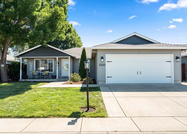 Property at 2110 Lara Ln, Central Point, OR 97502, 3 beds, 2 baths