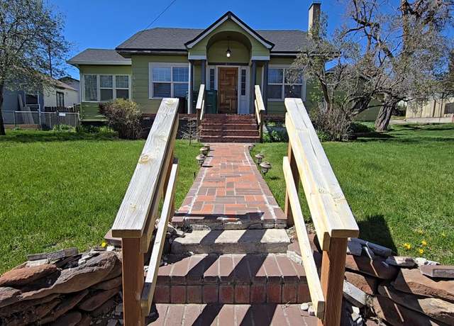 Property at 417 Lincoln St, Klamath Falls, OR 97601, 3 beds, 2 baths