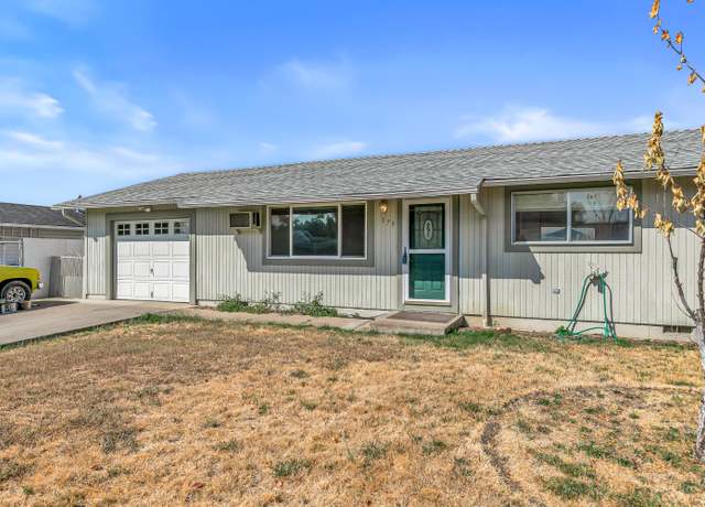 Property at 179 N Deanjou Ave, Eagle Point, OR 97524, 3 beds, 1.5 baths