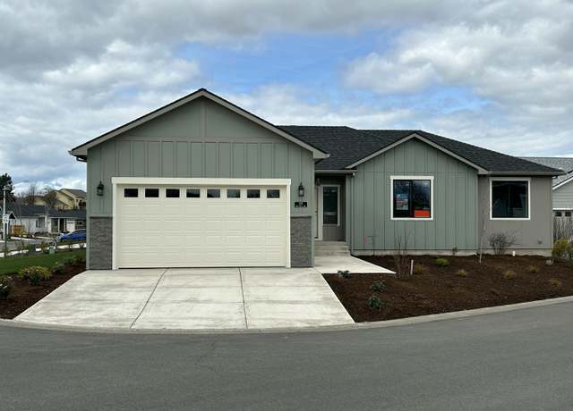 Property at 115 Oak Valley Dr, Talent, OR 97540, 3 beds, 2 baths