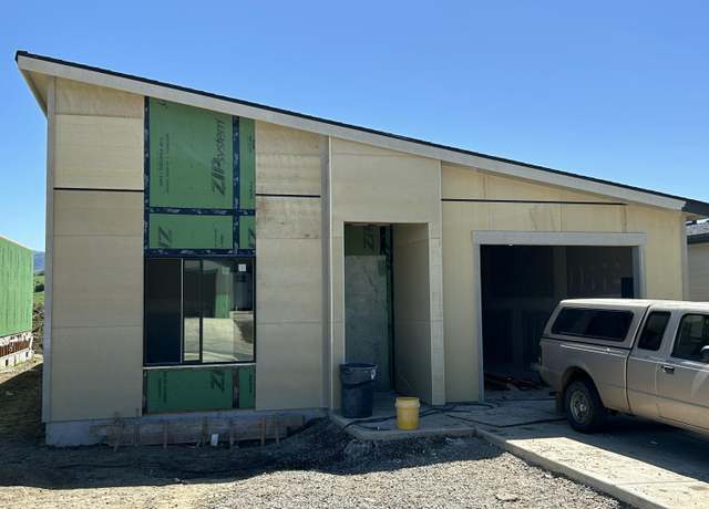 Property at 651 Terrazzo Way, Medford, OR 97501, 3 beds, 2 baths