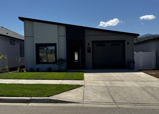 Property at 651 Terrazzo Way, Medford, OR 97501, 3 beds, 2 baths