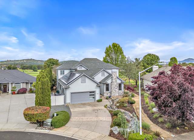 Property at 142 Prairie Landing Dr, Eagle Point, OR 97524, 4 beds, 3 baths