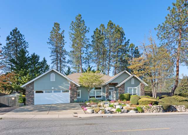 Property at 1106 NW Morgan Ln, Grants Pass, OR 97526, 3 beds, 2.5 baths