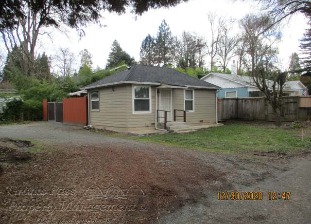Property at 1219 River Ln, Grants Pass, OR 97527, 1 bed, 1 bath