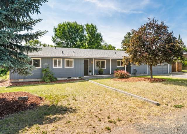 Property at 2217 NW 12th St, Redmond, OR 97756, 3 beds, 2 baths