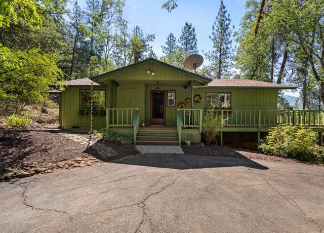 Property at 390 Troll View Rd, Grants Pass, OR 97527, 2 beds, 2 baths