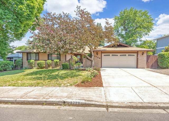 Property at 2728 Hawaiian Ave, Medford, OR 97504, 3 beds, 2.5 baths