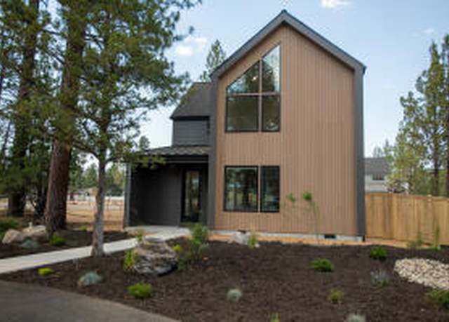 Property at 1000 Mckenzie Hwy #54, Sisters, OR 97759, 3 beds, 2.5 baths