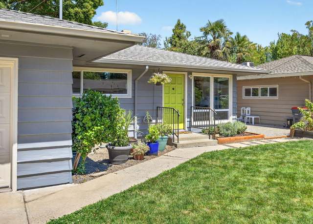 Property at 1225 Fortune Dr, Medford, OR 97504, 4 beds, 2 baths