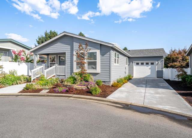 Property at 336 Winston Dr, Grants Pass, OR 97526, 2 beds, 2 baths