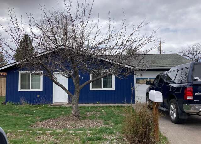 Property at 112 NE Cowden Dr, Madras, OR 97741, 3 beds, 1 bath