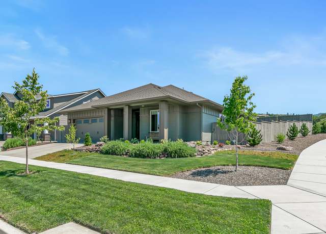 Property at 463 Limestone Ln, Medford, OR 97504, 3 beds, 2 baths